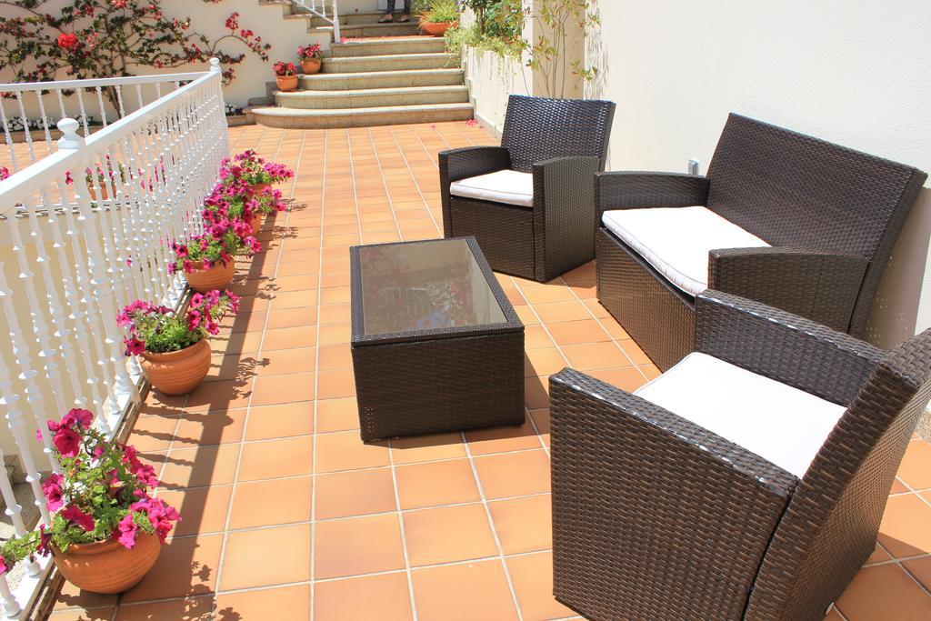 Apartamentos Maritimo Suites-Solo Adultos O Grove Exterior foto